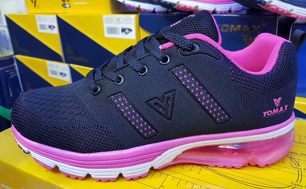 Zapatilla para mujer Y354060-003