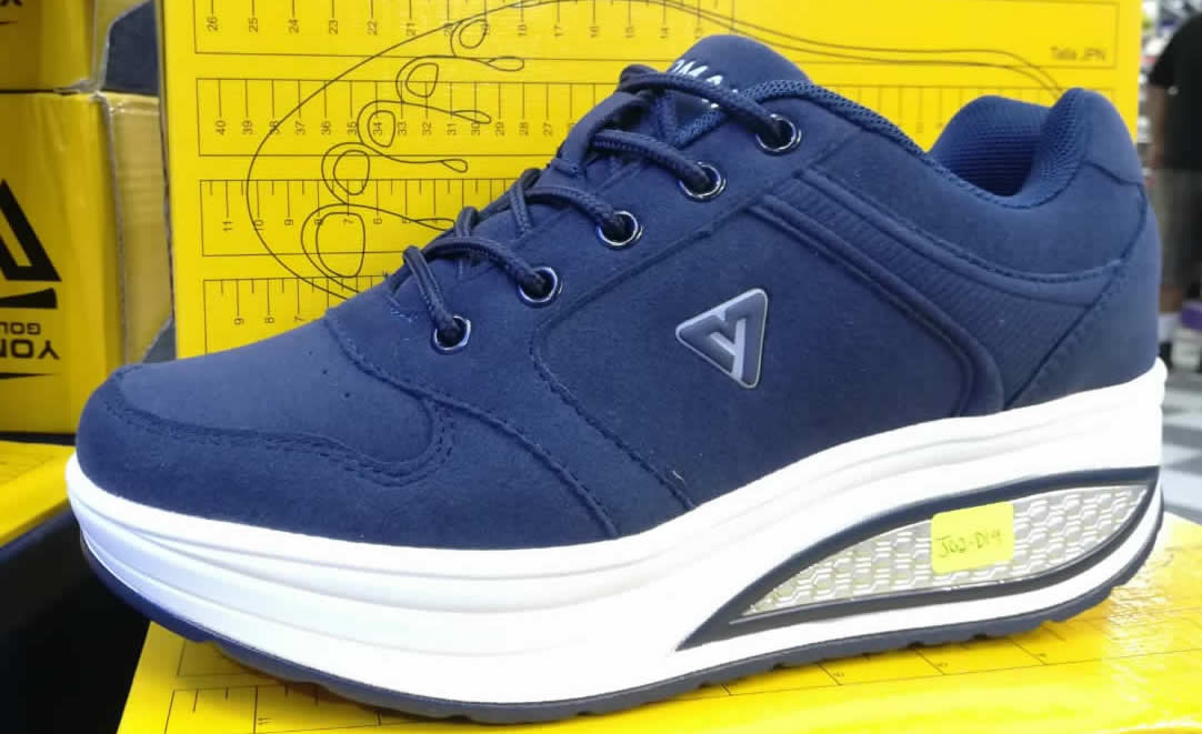 Zapatilla para mujer Y354065-001