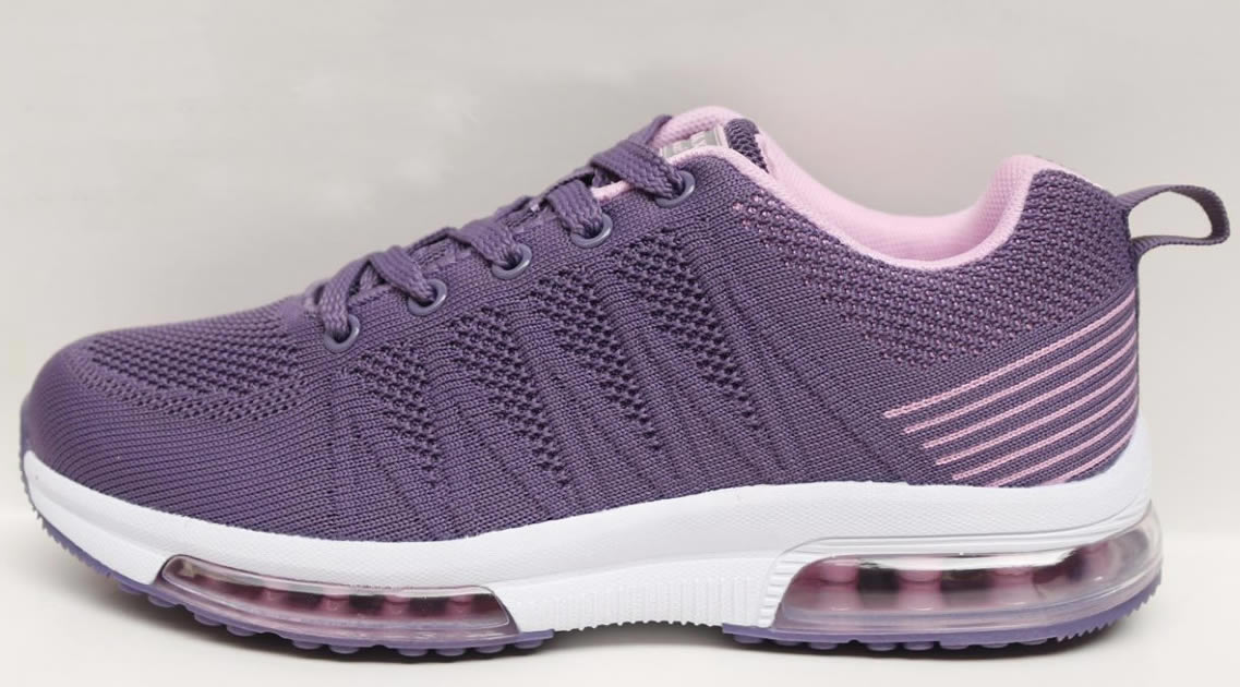 Zapatilla para mujer Y354075-006