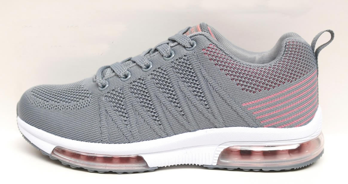 Zapatilla para mujer Y354075-018