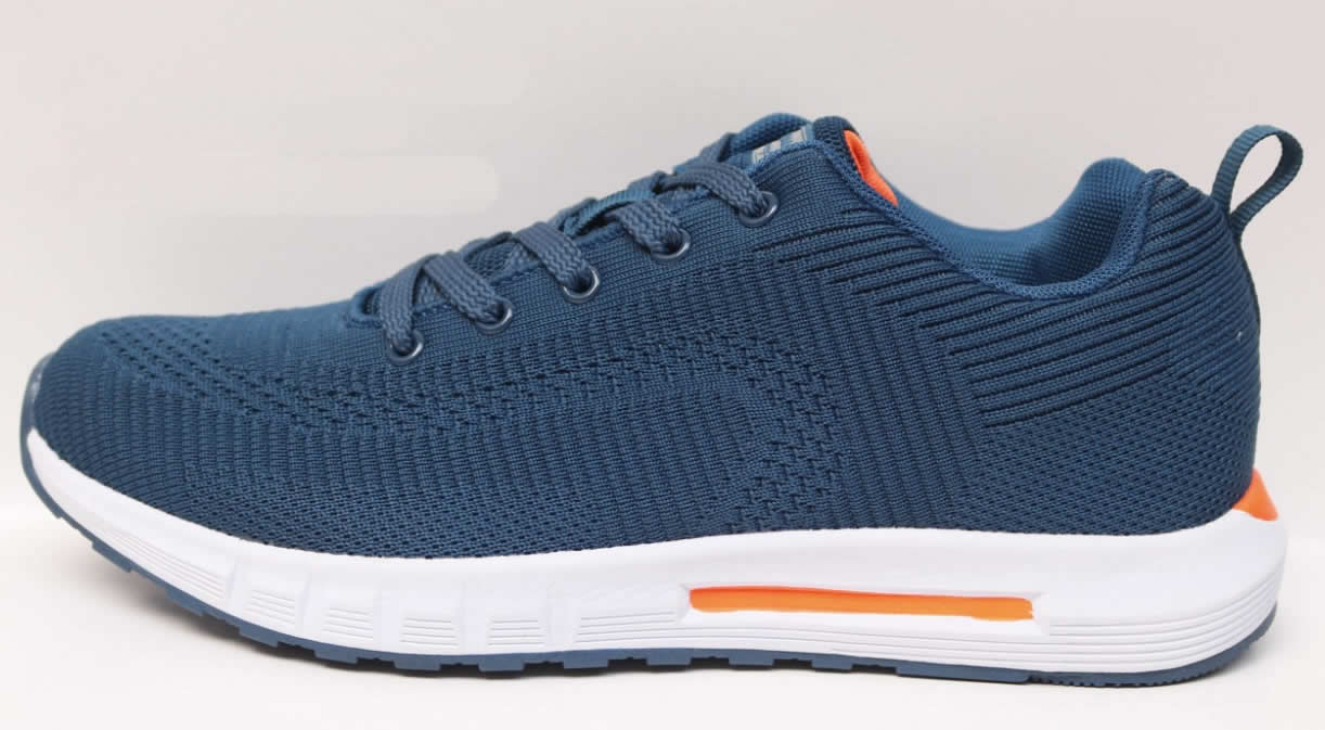 Zapatilla para hombre Y394475-004